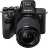 Sony Alpha A7 IV Set mit 28–70 mm Objektiv und Sony NP-FZ100 Akku